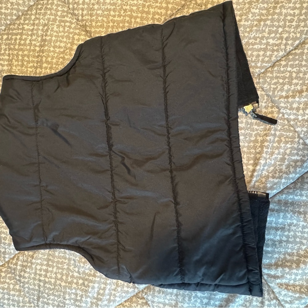 Kids Gymboree Black Puffer Vest with Striped Hoodie long Sleeve - Picture 5 of 6